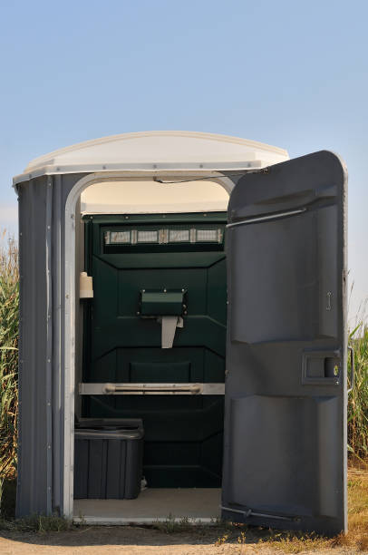 Portable Toilet Options We Offer in La Cygne, KS
